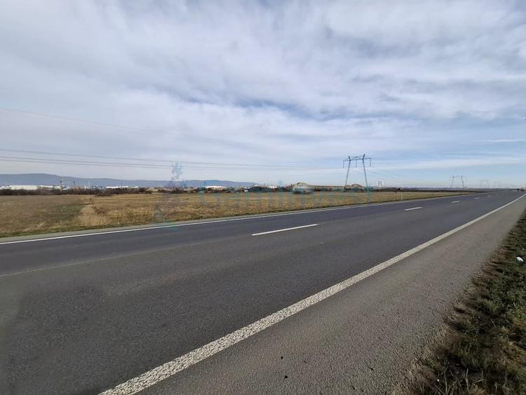 Teren Construcții intravilan de 6228 mp, în Nord