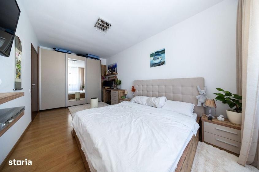 Apartament cu 3 camere semidecomandat în Central