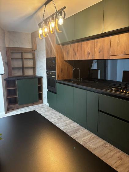 Apartament cu 2 camere decomandat, mobilat în P-ța Unirii