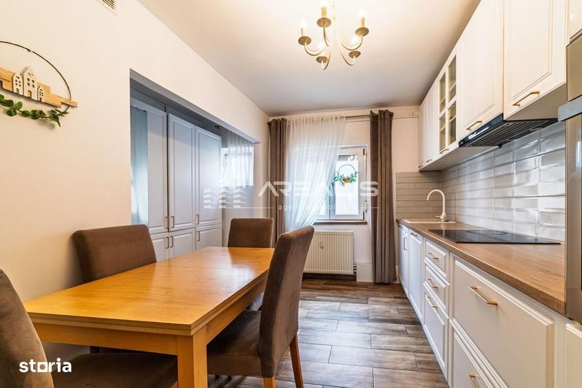 Apartament cu 4 camere decomandat în Aurel Vlaicu