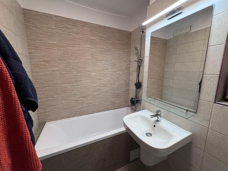 Apartament cu 2 camere decomandat, mobilat în Circumvalațiunii