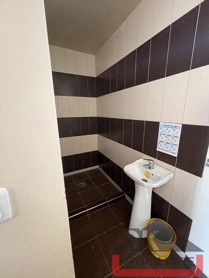 Casă cu 5 camere cu Teren 1500 Mp în Sânnicolau Mic