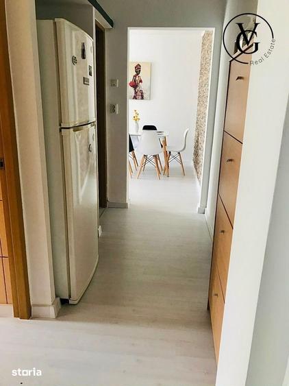 Apartament cu 3 camere semidecomandat, mobilat în Tomis Nord