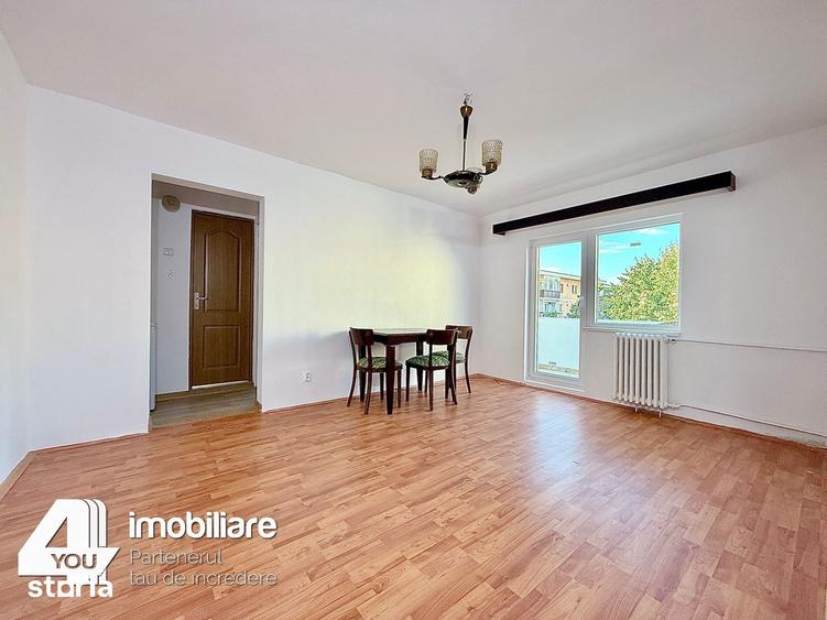 Apartament cu 2 camere semidecomandat în Boul Roșu