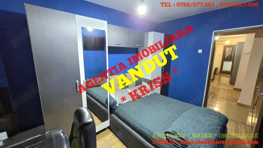 Apartament cu 3 camere decomandat în Prundu