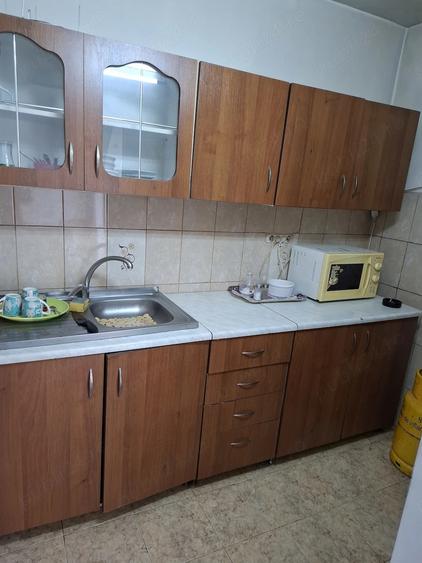 Garsonieră decomandată în Central