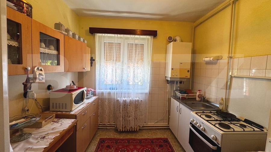 Apartament cu 2 camere semidecomandat, mobilat în Cetate — fotografia 1