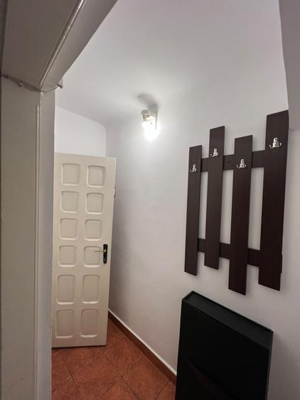 Garsonieră semidecomandată în Romană