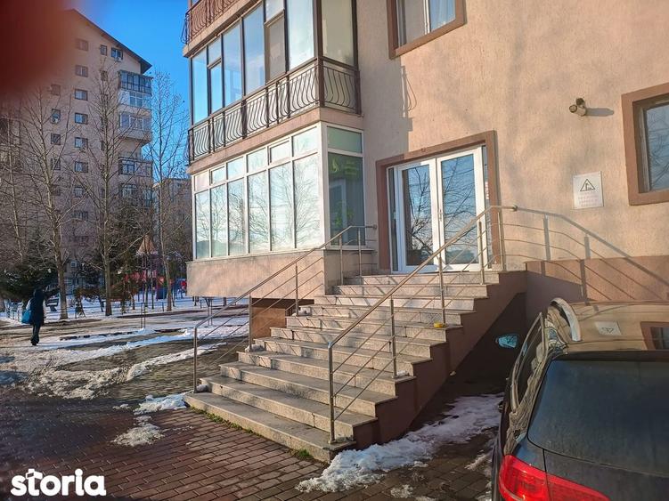 Spațiu comercial, de 64 mp, în Chiajna