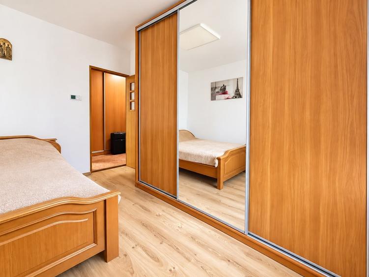 Apartament cu 2 camere decomandat, mobilat în Tomis II