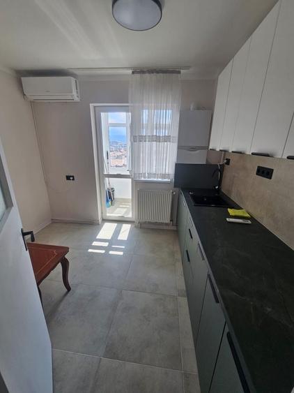 Apartament cu 3 camere decomandat în Vasile Aaron