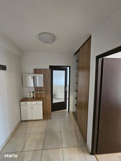 Apartament cu 2 camere decomandat în Dâmbul Rotund