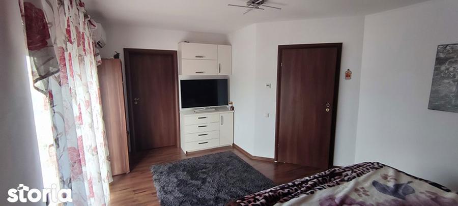 Casa P+E moderna de inchiriat, Paleu - 10