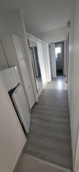 Inchiriez apartament 3 camere la 2 minute de metrou 1 Decembrie 1918 - 3