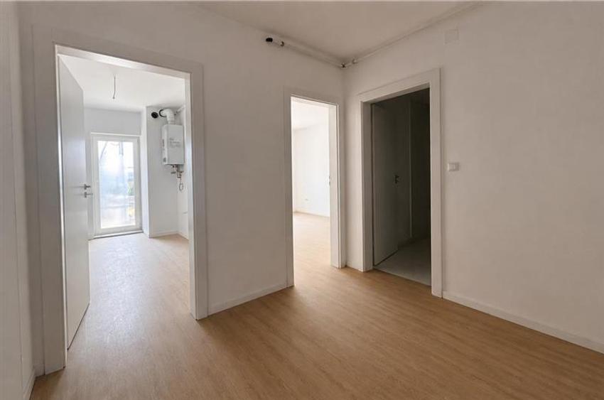 Apartament cu 2 camere decomandat în Tudor
