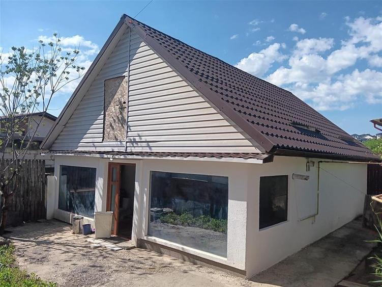 Casă individuală cu 3 camere cu Teren 230 Mp în Valea Adâncă