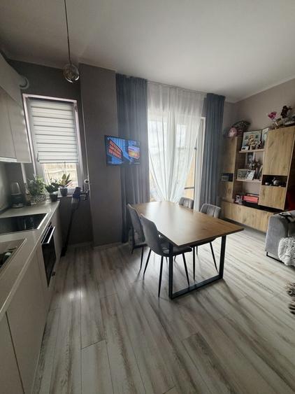 Apartament cu 2 camere în Florești