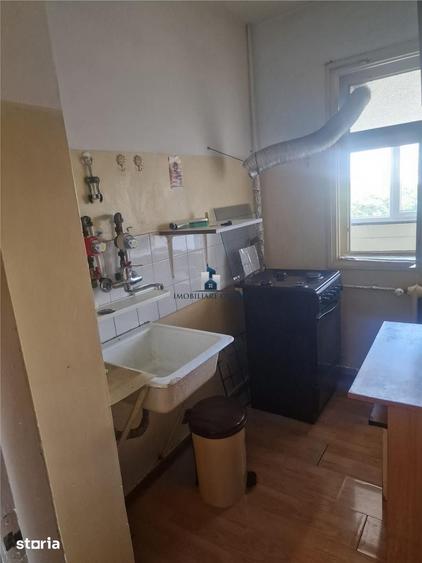 Garsonieră decomandată în Berceni