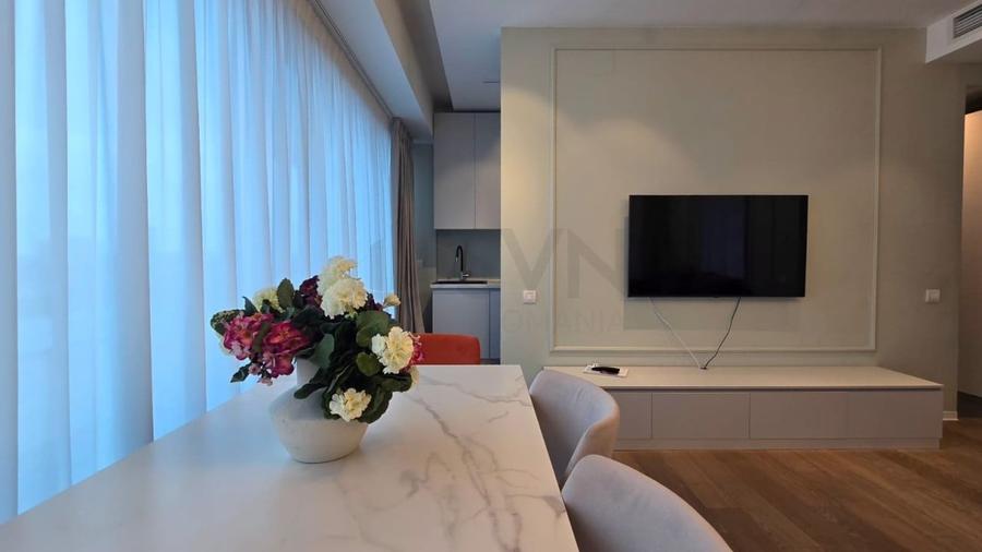 Apartament cu 2 camere semidecomandat, mobilat în Primăverii