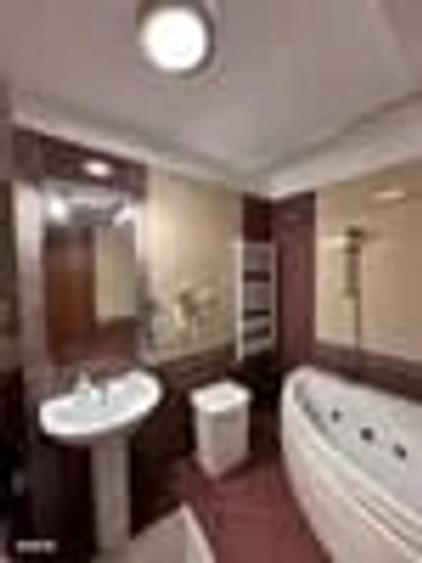 Apartament cu 3 camere semidecomandat, mobilat în Herăstrău