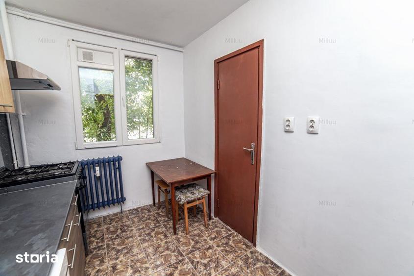 Apartament cu 3 camere decomandat, mobilat în Drumul Taberei