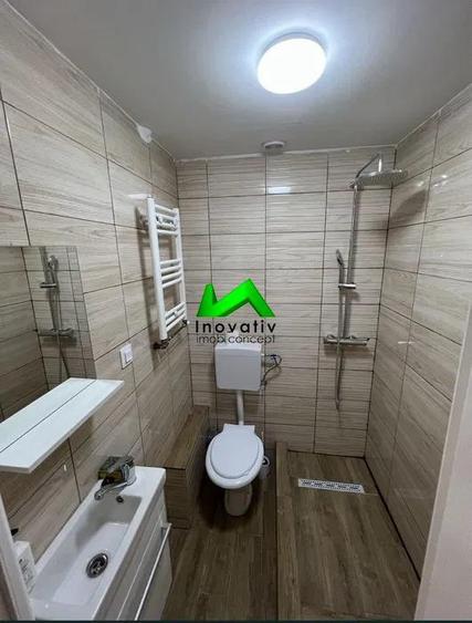 Apartament cu 3 camere semidecomandat, mobilat în Țiglari