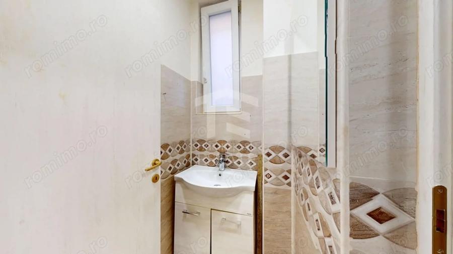 Apartament cu 4 camere decomandat în Ultracentral