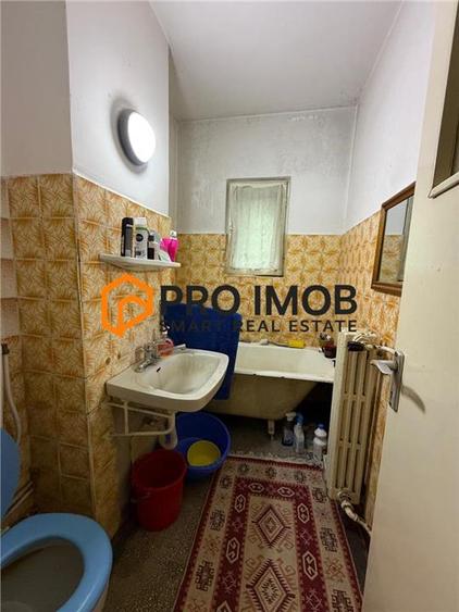 Apartament cu 2 camere semidecomandat în Gară