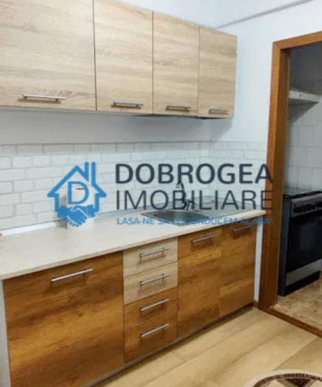 Apartament cu 2 camere decomandat în E3