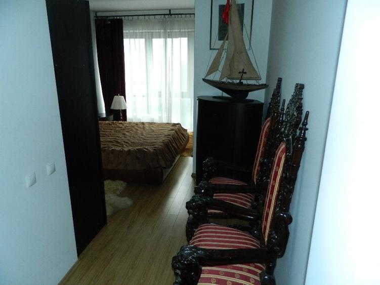 Apartament cu 4 camere decomandat, mobilat în Pache Protopopescu