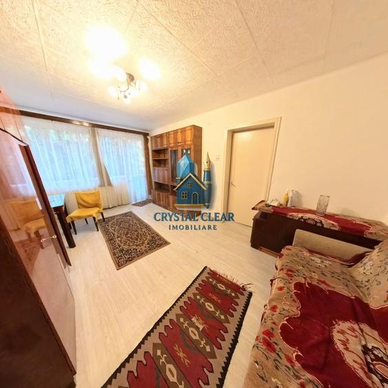 Apartament 2 camere, cartierul Aleea Carpați, zona Darina - 1