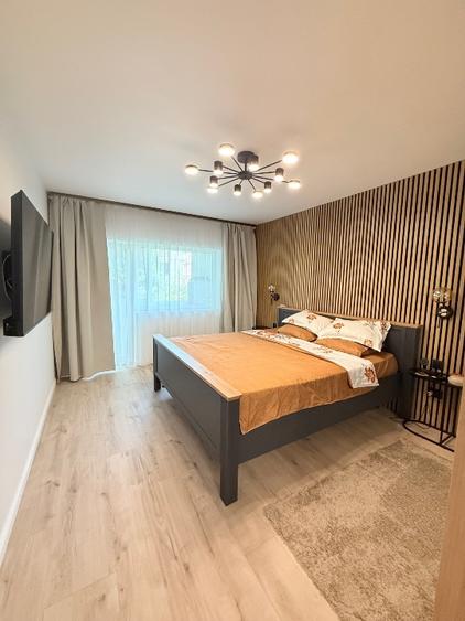 Apartament cu 3 camere decomandat, mobilat în Florești