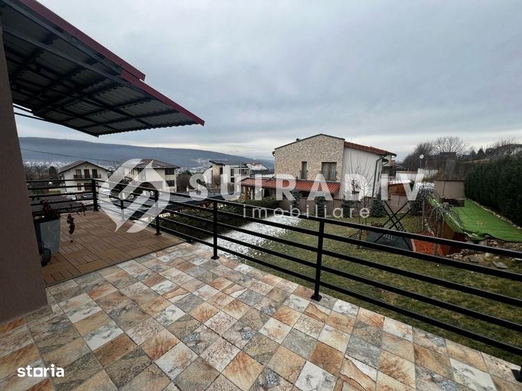 Casă cu 4 camere în Europa