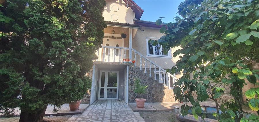 Casă individuală cu 8 camere cu Canalizare în Ampoi 1