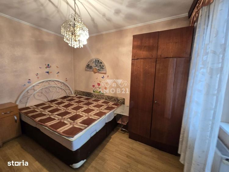 Apartament cu 4 camere decomandat în Bughea de Sus