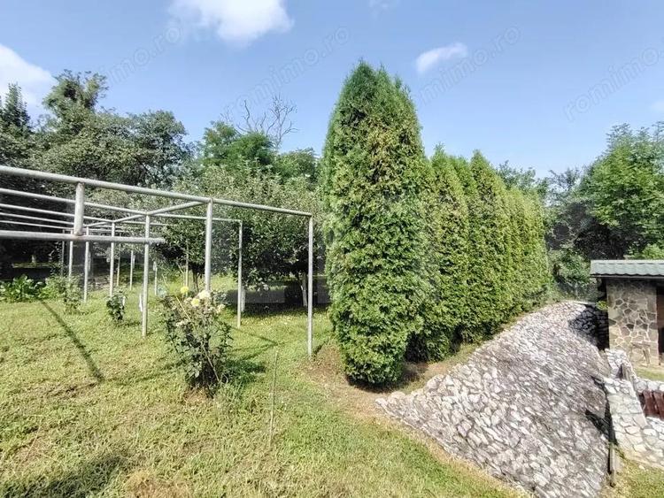 Casă cu 5 camere cu Teren 1090 Mp în Târnăveni