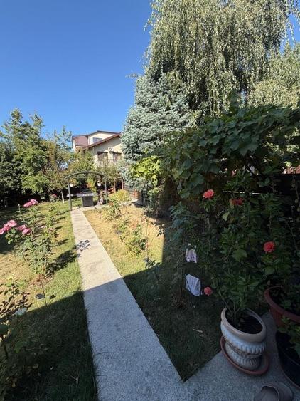 Casă cu 4 camere în Valea Lupului