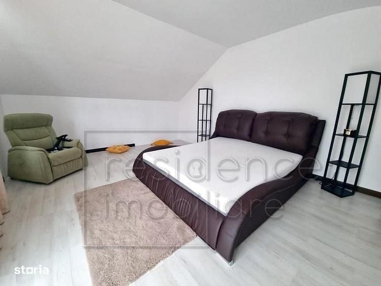 Casă cu 4 camere decomandat în Europa