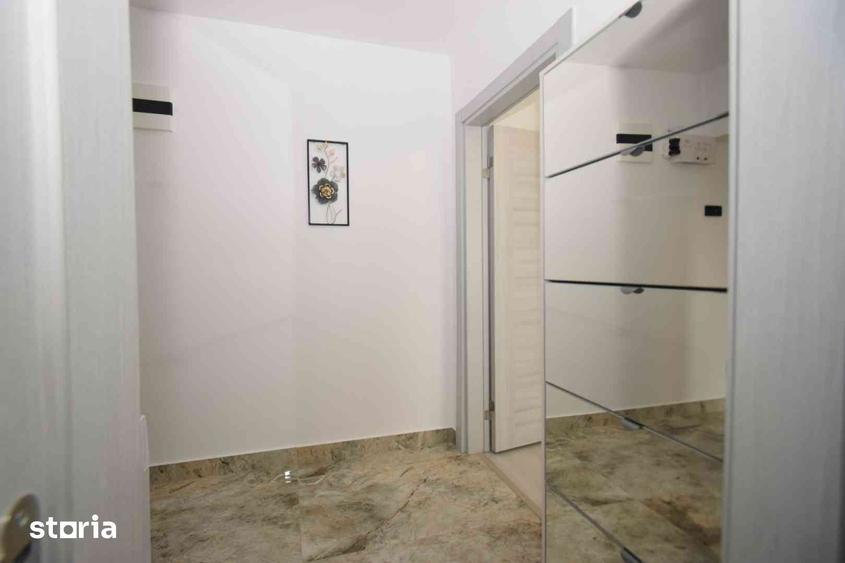 Apartament cu 2 camere decomandat în Calea București