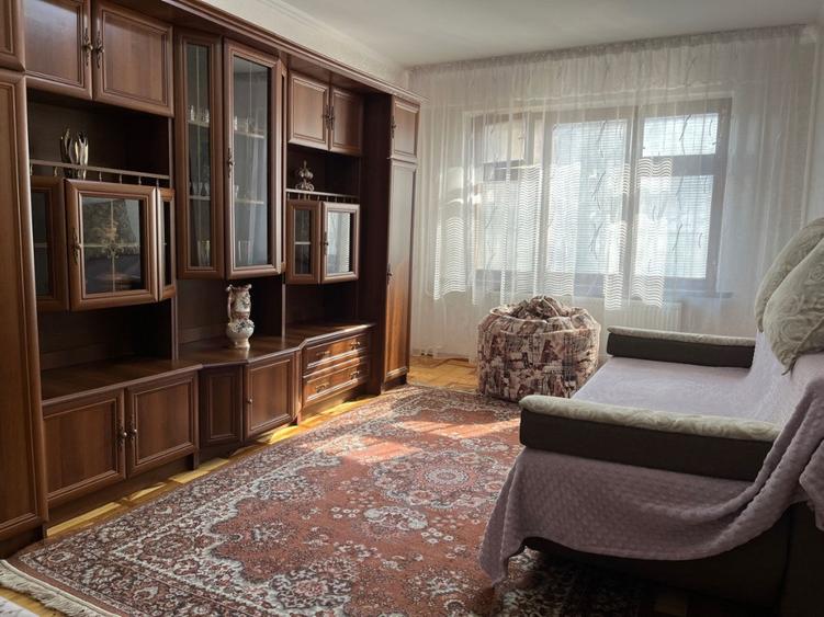 Apartament cu 2 camere decomandat în Gării