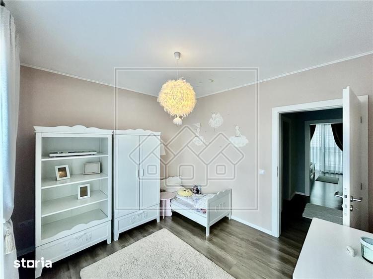 Apartament cu 3 camere decomandat în Șelimbăr