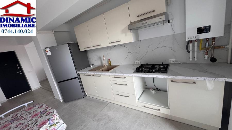 Apartament cu 2 camere semidecomandat în Calea Romanului