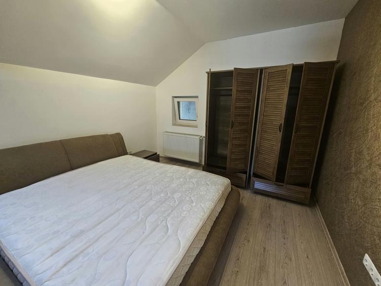 Casă individuală cu 3 camere cu Canalizare în Central