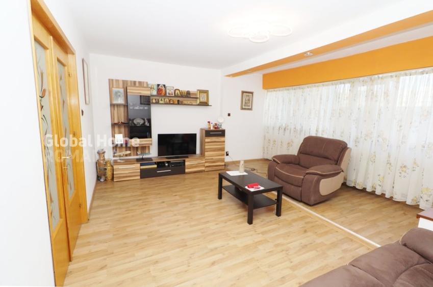 Apartament cu 4 camere decomandat, mobilat în 1 Mai