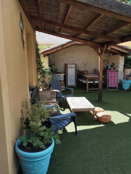 Casă cu Teren 1000 Mp în Jucu