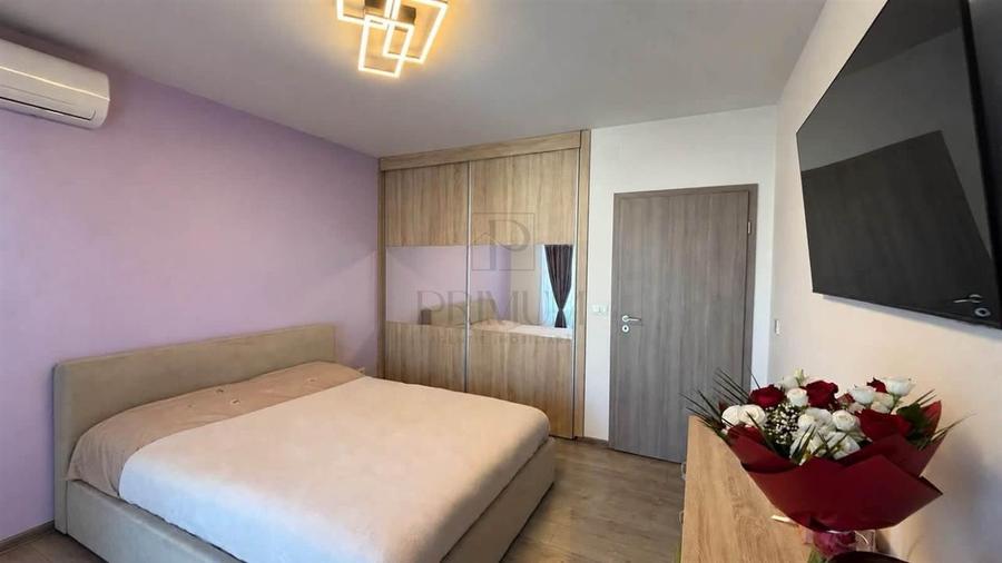 Casă cu 3 camere cu Canalizare în Dumbrăvița