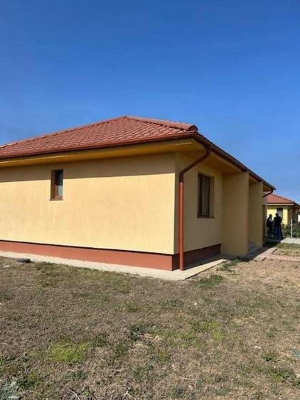 Casă cu 4 camere în Central