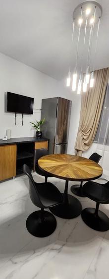 Casă cu 4 camere cu Teren 300 Mp în Valea Adâncă
