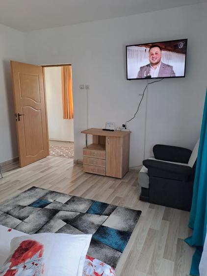 Garsonieră decomandată în Central