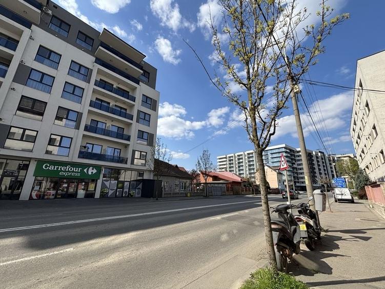 Apartament cu 2 camere decomandat în Mărăști